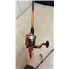 Image 7 : 5 Fishing Rods- 2 Jigging Ice Fishing Rods, Catfishing rod, all with Reels