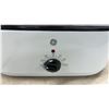 Image 2 : GE White Electric Roaster Oven with Removable Insert Pan, 150°F–450°F Temperature Control