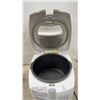 Image 2 : Black and Decker FryMate 2-Liter Deep Fryer with Preparation Guide
