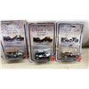 Image 2 : Mini Musical Sculpture Antique Car, Plush Parrot, and Classic Cars Die-Cast