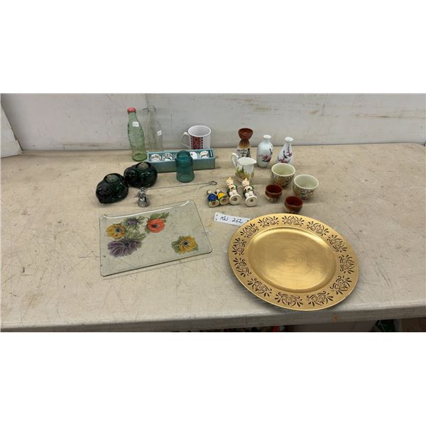 Coca-Cola Bottles, Salt Pepper Shakers, Glass Flower Plate, Insulator, Korean Shot Glasses, Vases