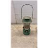 Image 5 : Coleman Easi-Lite Model 321B Liquid Fuel Lantern