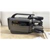 Image 2 : Toshiba SK-F200K VHS HQ Camcorder with 8x Power Zoom, Hard Case, Charger, Manual