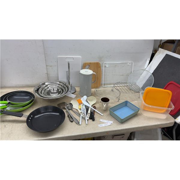 Kitchenware Lot: Mixing Bowls, Frying Pans, Cutting Boards, Utensils, Paper Towel Holder