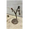 Image 2 : Pair of Vintage Cast Iron Horse-Drawn Buggy Steps, Round and Ribbed Rectangular Footrests