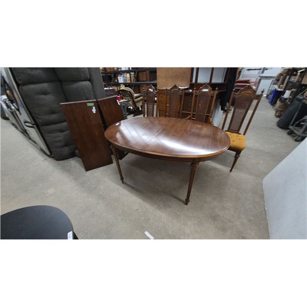 French Provincial Oval Extension Dining Table with Two Leaves and 4 Cane-Back Chairs