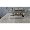 Image 2 : Vintage New Home Super Auto Sewing Machine with Hard Plastic Carrying Case