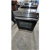 Image 4 : Samsung Stainless Steel Electric Range with Glass Cooktop, Convection Bake and Broil, Self-Clean