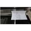 Image 9 : Samsung Stainless Steel Electric Range with Glass Cooktop, Convection Bake and Broil, Self-Clean