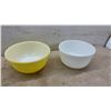 Image 3 : Vintage Pyrex Mixing Bowls, Jadeite Cup, Depression Glass Juicer, Pyrex Loaf Pans