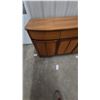 Image 4 : Mid-Century Modern Curved-Front Teak Credenza Sideboard With 4 Drawers and 4 Cabinet Doors