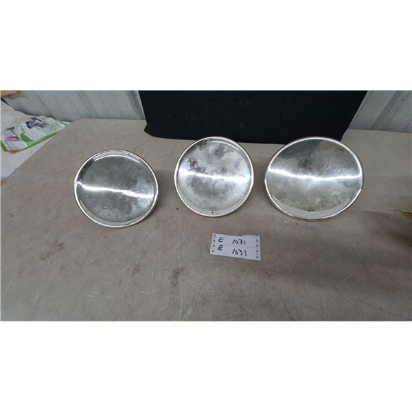 Three Silver-Tone Round Metal lamp reflectors