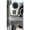 Image 20 : 2013 Toyota Matrix, 115,555 KM, Runs and Drives, 3 Keys