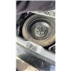 Image 25 : 2013 Toyota Matrix, 115,555 KM, Runs and Drives, 3 Keys