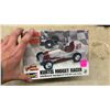 Image 3 : 5 Car Model Kits: Monogram '59 Impala, Revell Williams Renault FW19, Monogram '55 Ford Pickup
