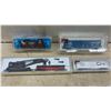 Image 2 : Assorted N Gauge Model Trains: Atlas Southern Pacific 2587 Locomotive, CN Boxcars