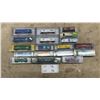 Image 1 : 18 Assorted N Gauge Model Train Cars: Bachmann, Atlas, Model Power