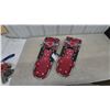 Image 5 : Powderidge 25” Snowshoes with Red and Black Deck, Black Bindings and Aluminum Frame