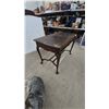 Image 6 : Antique Queen Anne Style Mahogany Console Table with Cabriole Legs