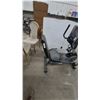 Image 3 : Gold's Gym Cycle Trainer 400 R Recumbent Exercise Bike