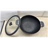 Image 5 : Tramontina Covered Cast Pot with Glass Lid, Carbon Steel Wok, and Frying Pan