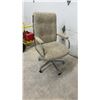 Image 4 : Vintage 1970s Knoll 71 Series High-Back Executive Office Chair, Chrome and Tweed Upholstery
