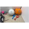 Image 4 : Garden Hose Watering Wand, Baseball Glove, Soccer Cleats Size 9.5, Balls, Buckets