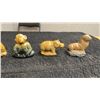 Image 2 : 24 Wade Animal Figurines