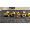 Image 3 : 24 Wade Animal Figurines