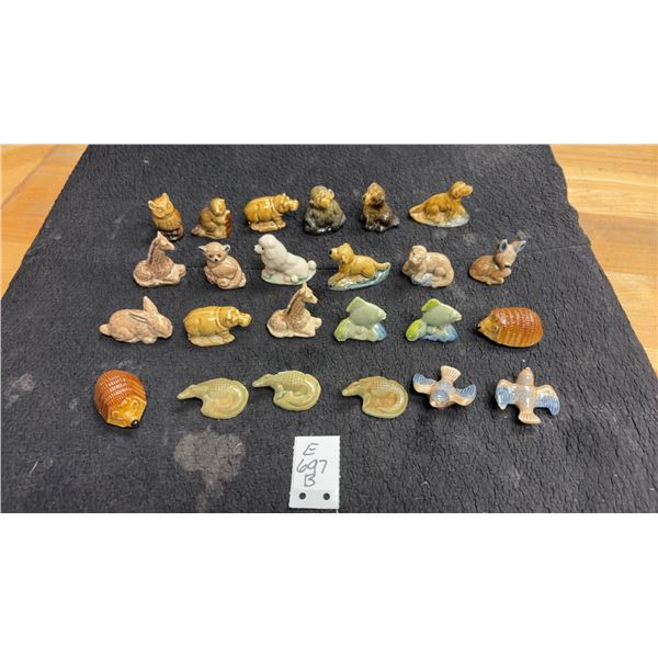 24 Animal Wade Figurines