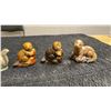 Image 4 : 24 Animal Wade Figurines
