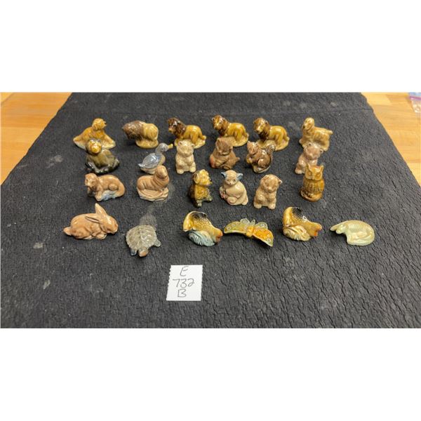 24 Animal Wade Figurines