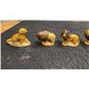 Image 3 : 24 Animal Wade Figurines
