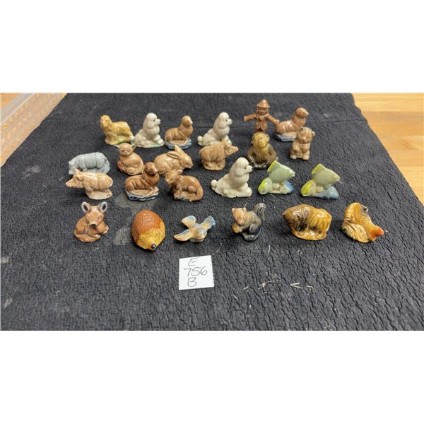 24 Wade Figurines- Animals