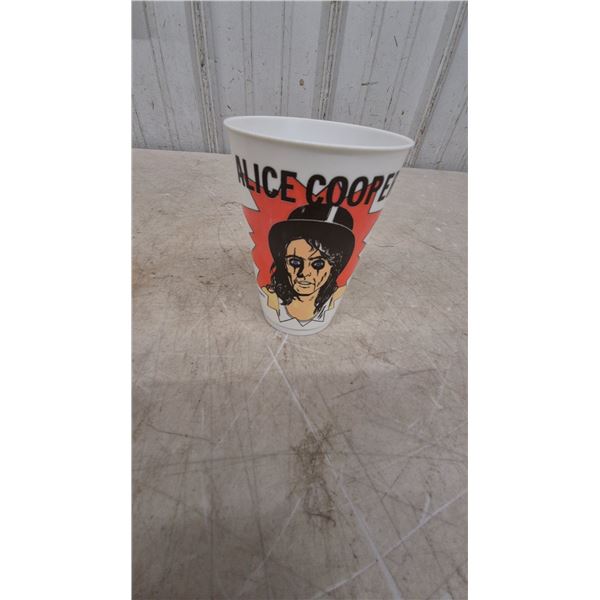 Vintage 1975 7-Eleven Alice Cooper "Welcome to My Nightmare" Promotional Plastic Slurpee Cup