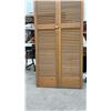 Image 3 : Two Pairs Louvered Wooden Bi-Fold Closet Doors, 78 × 29 3/4” and 78 × 17 1/2”