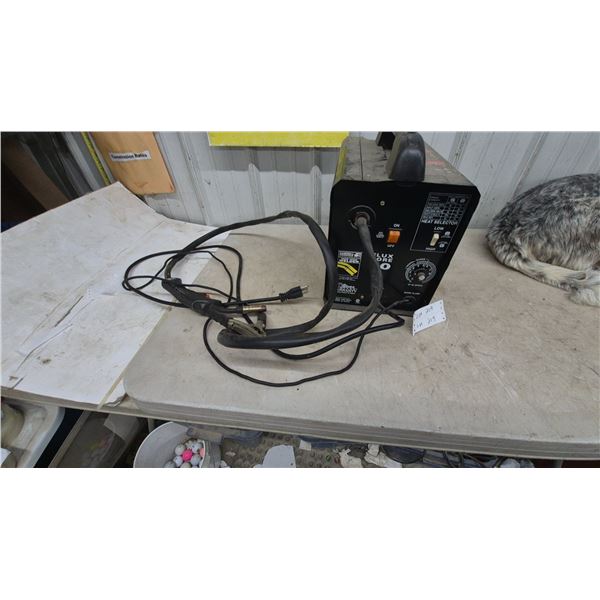 Campbell Hausfeld Professional Flux Core 80 Welder, 115 Volt with Gun and Ground Clamp