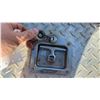 Image 3 : 2 Aluminum Triangular Truck Tool Boxes with Locks (No Keys) 49 × 14”