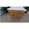 Image 3 : Oak Bathroom Vanity with Cultured Marble Top, Oval Sink, 2 Doors and 2 Drawers, 32”×37”×22”