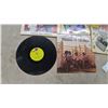 Image 2 : Lot of Vinyl Records: Beatles Revolver, Showdown Welcome to the Rodeo, Party Rock