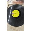 Image 3 : Lot of Vinyl Records: Beatles Revolver, Showdown Welcome to the Rodeo, Party Rock