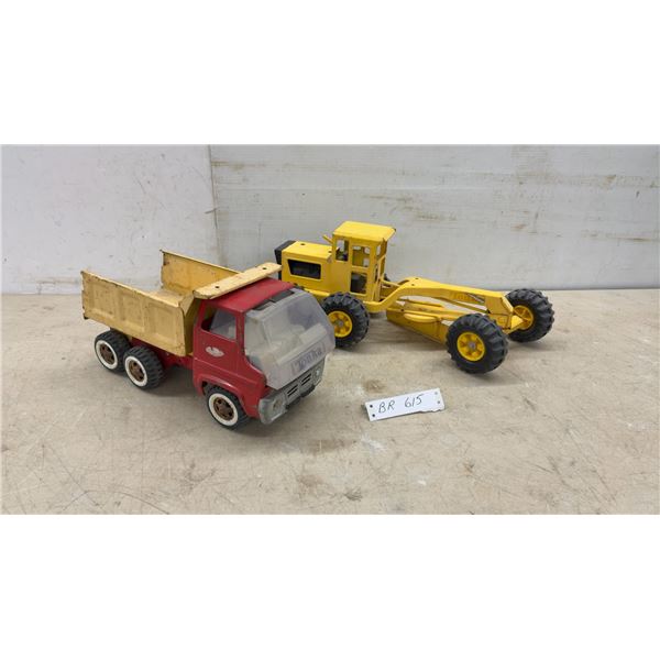 Tonka Toy Dump Truck and Yellow Grader