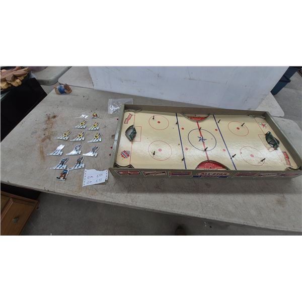 Vintage Munro Games All-Star Hockey Tabletop Rod Hockey Game With Metal Players, Circa 1950s-60s