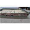 Image 3 : Vintage Munro Games All-Star Hockey Tabletop Game with Original NHL Team Players and Nets