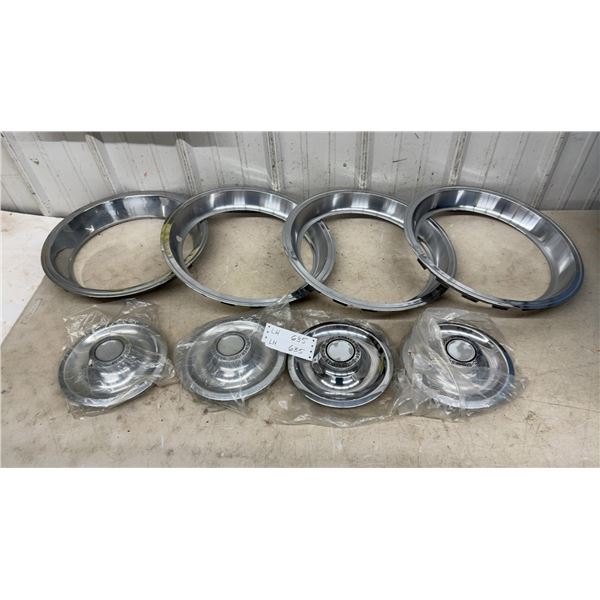 4 Disk Brake Centre Caps and 4 Beauty Rings For Chevy Corvette/Camaro Rally Wheels