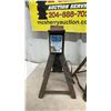 Image 2 : Four 4,000 Lb Capacity Jack Stands