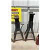 Image 3 : Four Jack Stands