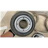 Image 3 : 4 Chevrolet Motor Division Centre Caps and 4 Beauty Rings