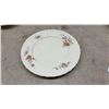 Image 7 : Grindley CreamPetal Floral Dinnerware Set with Gold Trim, England, 48 Pieces