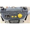 Image 6 : Stanley J5C09 500 Amp Jump-Start System with Compressor and 1000 Peak Battery Amps